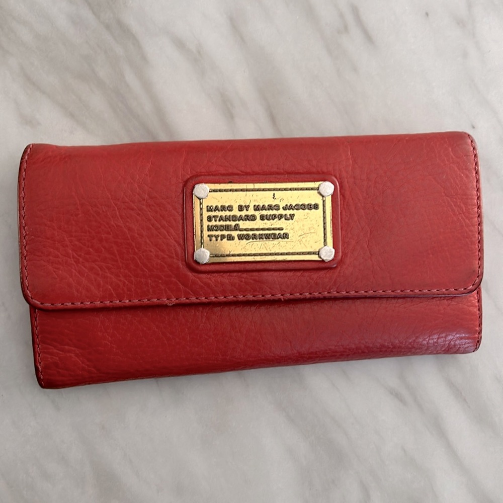 Marc Jacobs trifold wallet